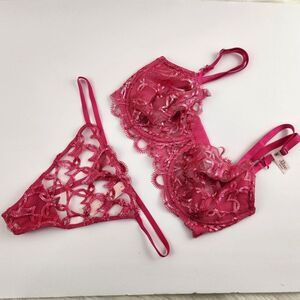 32DDD {Victoria's Secret} Pink {Hearts} Unlined Bra and Panty Set